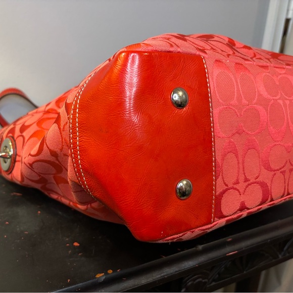 Coach Red Signature Jacquard Tote Bag 2009 EUC - Picture 7 of 9